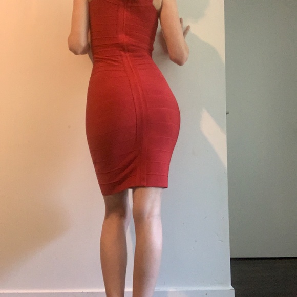 Perfect Red Dress - Picture 2 of 3